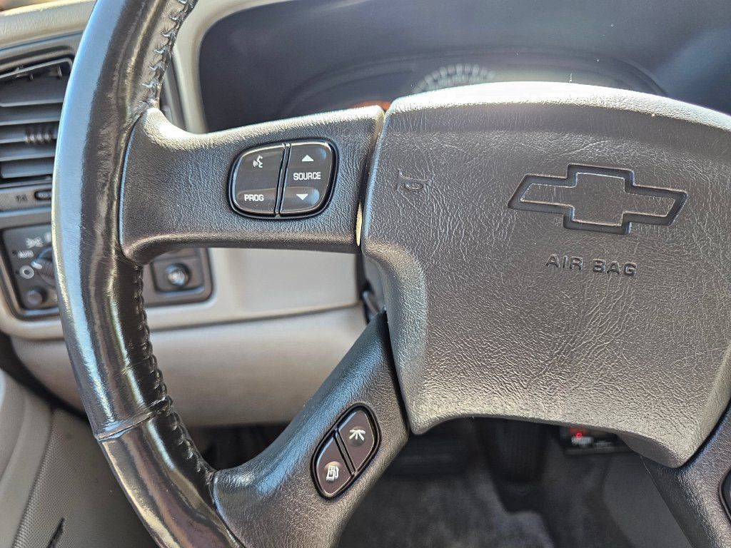 Used 2003 Chevrolet Silverado 2500 LT AWD/4WD image 27