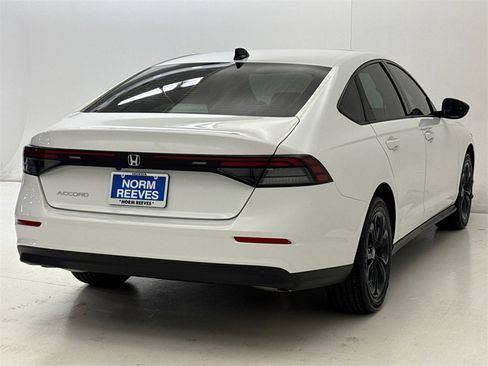 New 2025 Honda Accord SE image 7