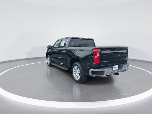 Used 2024 Chevrolet Silverado 1500 LTZ AWD/4WD image 7