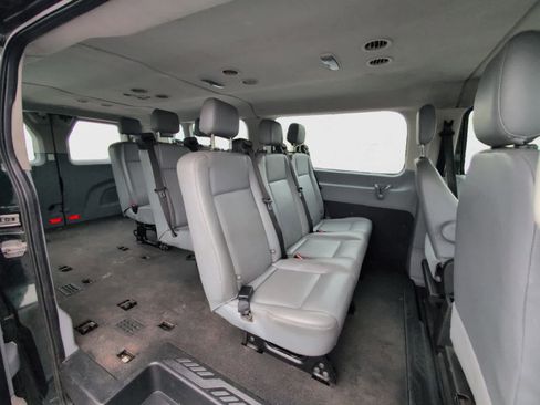Used 2015 Ford Transit 350 XL image 19