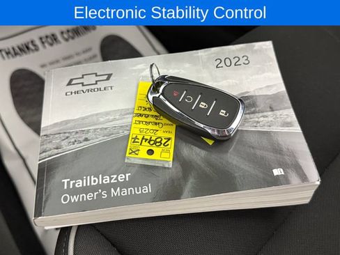 Certified 2023 Chevrolet TrailBlazer LT AWD/4WD image 26