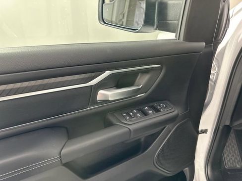New 2026 RAM 1500 4x4 Crew Cab image 18