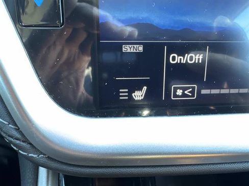 Used 2022 Subaru Outback Premium image 36