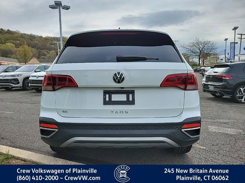 Used 2022 Volkswagen Taos SE w/ Driver Assistance Package image 31