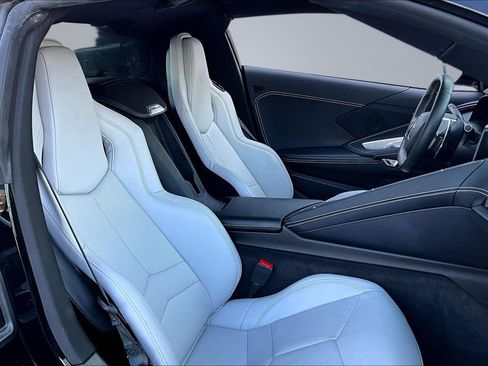 Used 2024 Chevrolet Corvette Stingray Coupe w/ 1LT RWD image 21