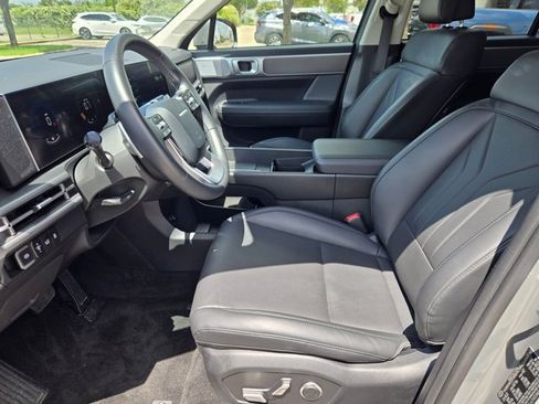 Used 2026 Hyundai Santa Fe SEL AWD/4WD image 14