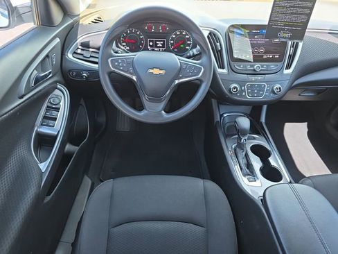 Used 2023 Chevrolet Malibu LT image 12