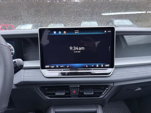 New 2026 Volkswagen Tiguan SE R-Line AWD/4WD image 11