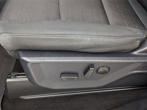 Certified 2022 Ford F150 XLT w/ Equipment Group 302A High image 26