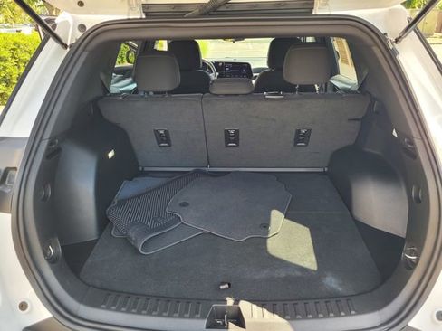 Used 2025 Chevrolet Equinox LT FWD image 28