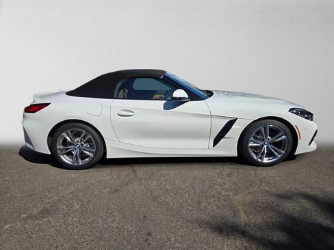 Used 2026 BMW Z4 sDrive30i w/ Premium Package RWD image 2