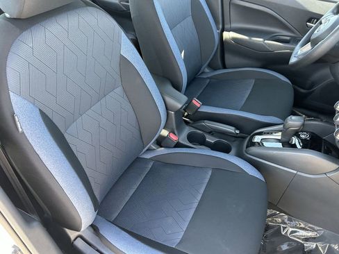New 2025 Nissan Versa SV image 10