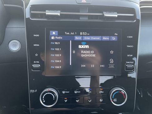 Used 2023 Hyundai Santa Cruz SEL image 38