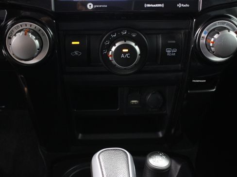 Used 2023 Toyota 4Runner TRD Off-Road Premium w/ Moonroof Package AWD/4WD image 20