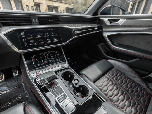 Used 2021 Audi RS 6 w/ Executive Package AWD/4WD image 26