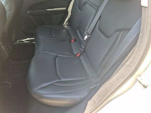 Used 2018 Jeep Compass Limited w/ Navigation Group AWD/4WD image 22