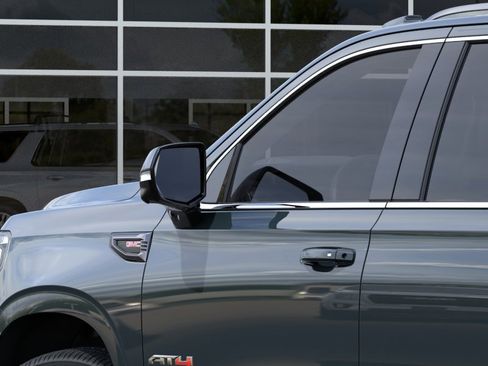 New 2026 GMC Yukon XL AT4 Ultimate AWD/4WD image 12