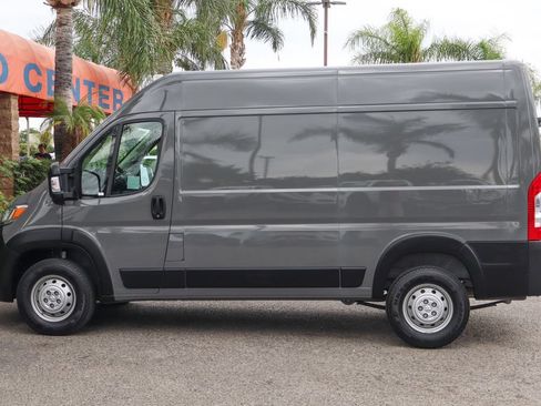 Used 2023 RAM ProMaster 3500 FWD image 5