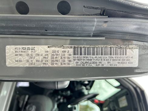 Used 2020 Jeep Wrangler Sport S image 29