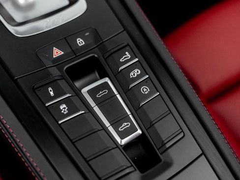 Used 2022 Porsche 718 Boxster GTS RWD image 19