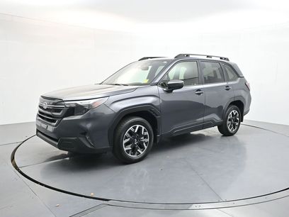 Used 2025 Subaru Forester Premium w/ Convenience Package #1