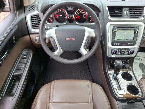 Used 2016 GMC Acadia SLT image 11