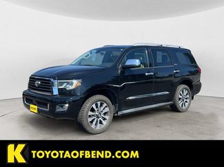 Used 2018 Toyota Sequoia Limited w/ Safety & Convenience Package AWD/4WD video 1