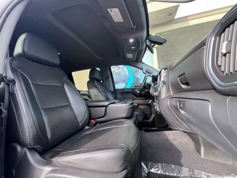 Used 2020 Chevrolet Silverado 1500 LTZ image 12