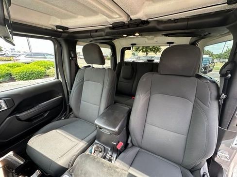 Used 2019 Jeep Wrangler Sport AWD/4WD image 26