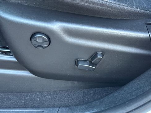 Used 2020 Jeep Grand Cherokee Altitude image 26