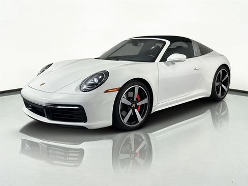 Used 2023 Porsche 911 Targa 4S image 4