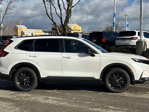 Used 2025 Honda CR-V Sport image 3