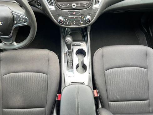 Used 2019 Chevrolet Malibu LT image 6