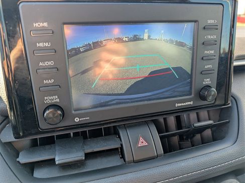 Used 2021 Toyota RAV4 XLE image 14