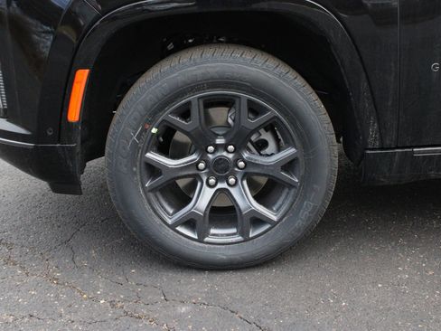 New 2026 Jeep Grand Wagoneer Limited image 11