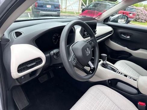 Used 2023 Honda HR-V LX image 14