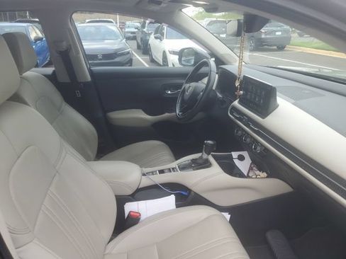 Used 2023 Honda HR-V EX-L image 19