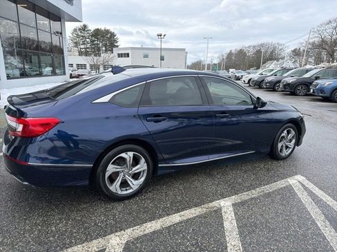 Used 2018 Honda Accord EX image 9