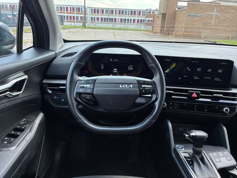 Used 2026 Kia Sportage LX FWD image 29