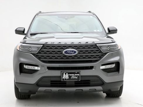 Used 2023 Ford Explorer XLT w/ Equipment Group 202A image 4