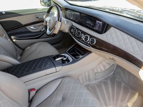 Used 2018 Mercedes-Benz S 560 4MATIC Sedan image 34