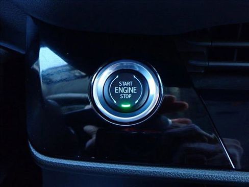 Used 2024 Buick Envision Sport Touring image 23