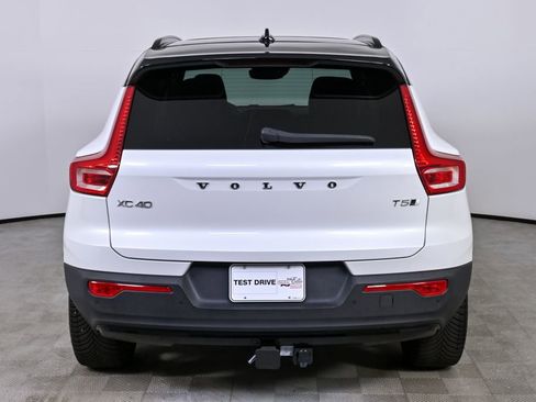 Used 2021 Volvo XC40 T5 R-Design w/ Advanced Package image 28