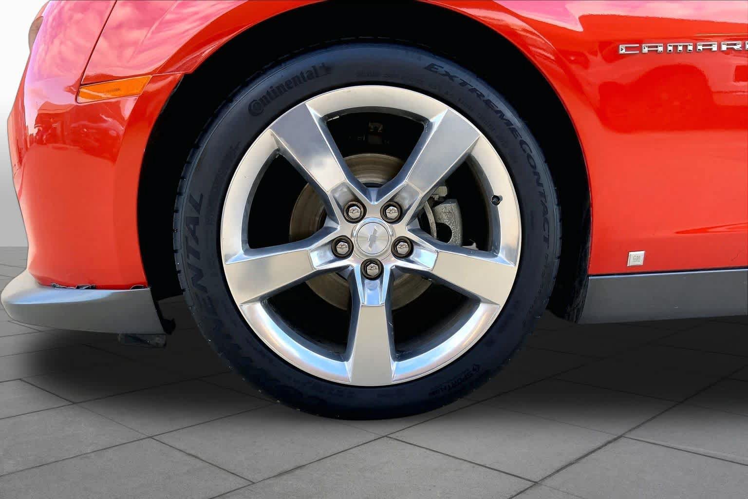 Used 2010 Chevrolet Camaro LT w/ RS Package RWD image 10
