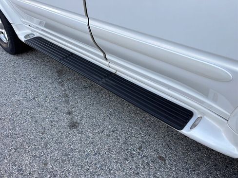 Used 1999 Ford Explorer Limited image 35