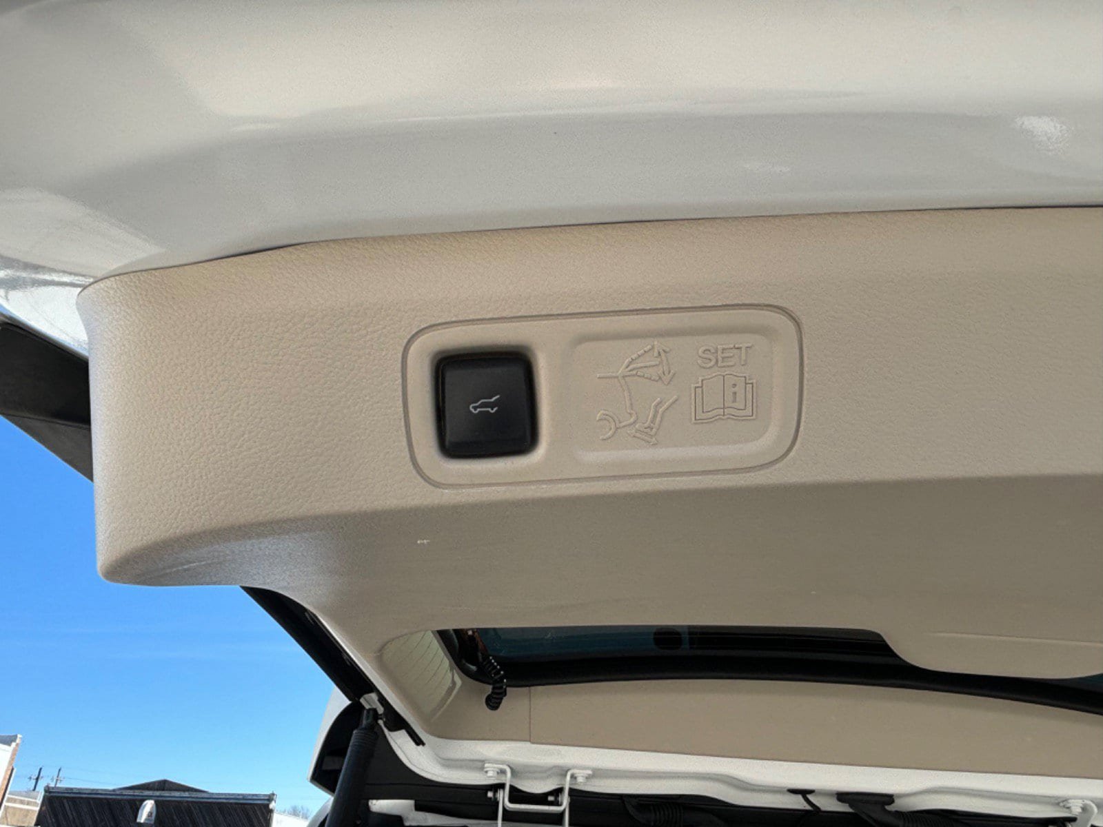 Used 2020 Lincoln Navigator L Reserve w/ Luxury Package AWD/4WD image 11