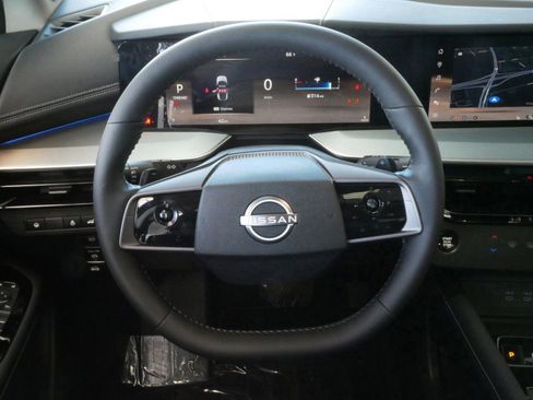 New 2025 Nissan Murano SL image 9