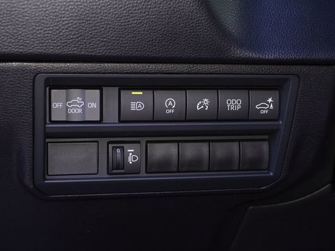 New 2026 Toyota Tundra SR5 image 12