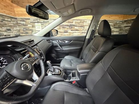 Used 2019 Nissan Rogue SL AWD/4WD image 11