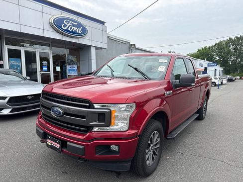 Used 2018 Ford F150 XLT w/ Equipment Group 302A Luxury AWD/4WD image 2